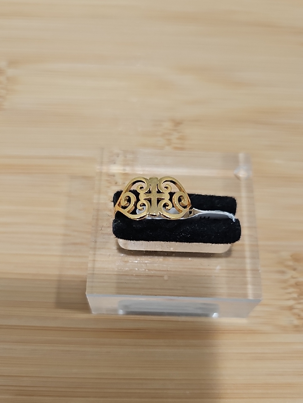 Gold Filigree Swirl Women's Ring - Elegant Gold Tone